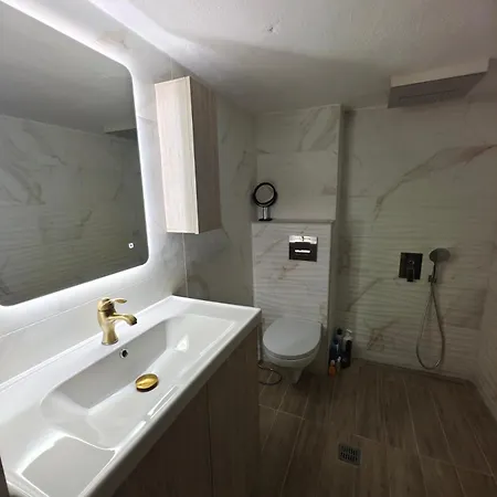 民宿 Private In A Shared Flat *